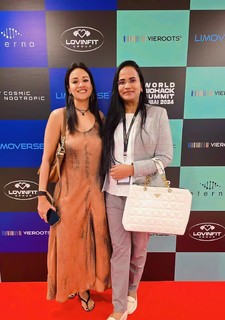 Megha Gupta feet photo thumbnail