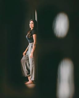 Megha Gupta feet photo thumbnail