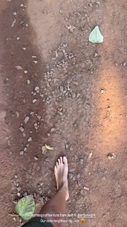 Megha Gupta feet photo thumbnail