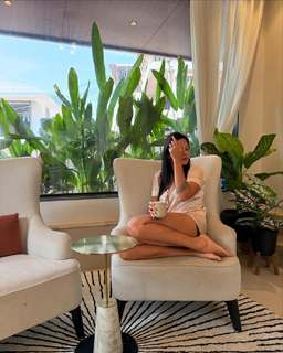 Megha Gupta feet photo thumbnail