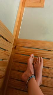 Megha Gupta feet photo thumbnail