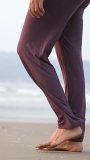 Megha Gupta feet photo thumbnail