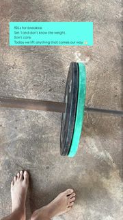 Megha Gupta feet photo thumbnail