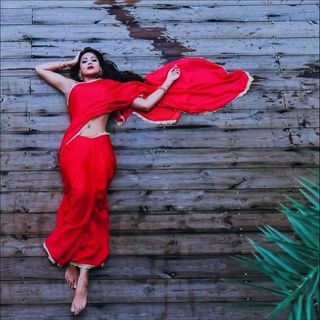 Megha Gupta feet photo thumbnail