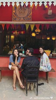 Megha Gupta feet photo 9