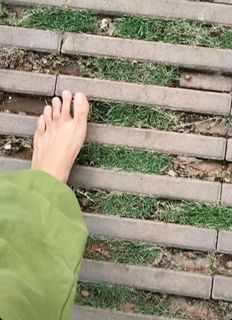 Megha Gupta feet photo 8