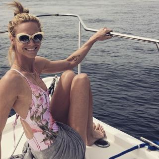 Meghan King Edmonds feet photo 8