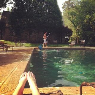 Meghan King Edmonds feet photo 4
