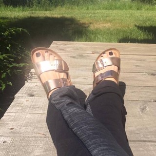 Meghan King Edmonds feet photo 8
