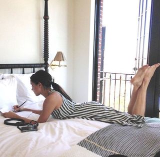 Meghan Markle feet photo thumbnail