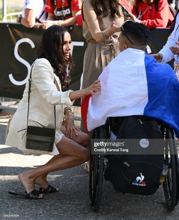 Meghan Markle feet photo thumbnail