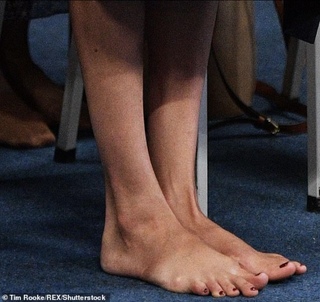Meghan Markle feet photo thumbnail