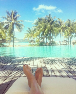 Meghan McCain feet photo thumbnail