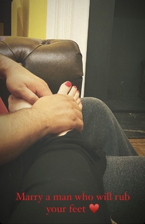 Meghan McCain feet photo thumbnail