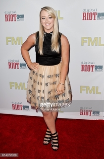 Meghan McCarthy feet photo 10