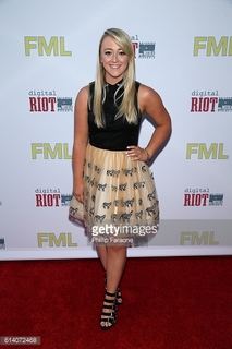 Meghan McCarthy feet photo 9