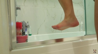 Meghan McCarthy feet photo 7