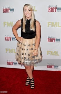 Meghan McCarthy feet photo 13