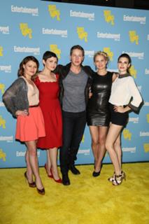 Meghan Ory feet photo thumbnail