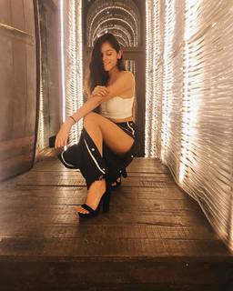 Meghna Kaur feet photo 12