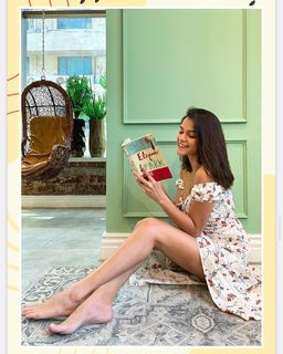 Meghna Kaur feet photo 13
