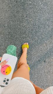 Meghna Kaur feet photo 17