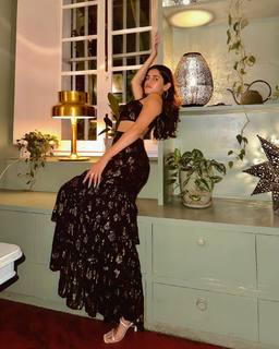 Meghna Kaur feet photo 2