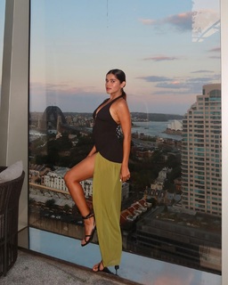 Meghna Kaur feet photo 5