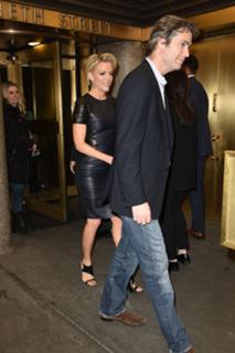 Megyn Kelly feet photo thumbnail