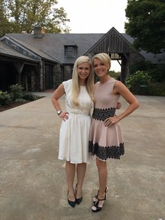 Megyn Kelly feet photo thumbnail