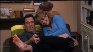 Megyn Price feet photo thumbnail