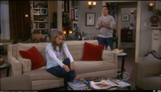 Megyn Price feet photo thumbnail
