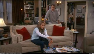 Megyn Price feet photo thumbnail