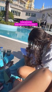 Mehreen Baig feet photo 6