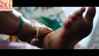 Mehreen Pirzada feet photo 16