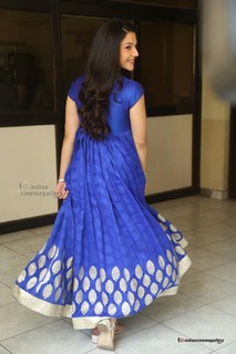 Mehreen Pirzada feet photo 15