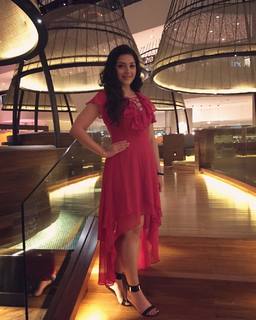 Mehreen Pirzada feet photo 8