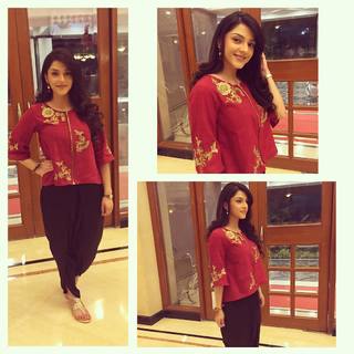 Mehreen Pirzada feet photo 7