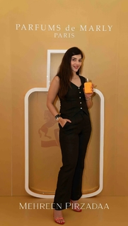 Mehreen Pirzada feet photo 20