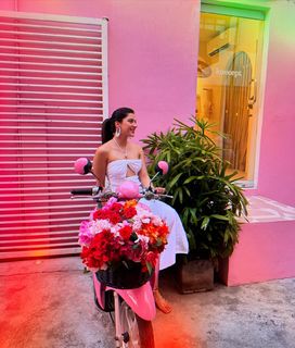 Mehreen Pirzada feet photo 11