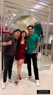 Mehreen Pirzada feet photo 3
