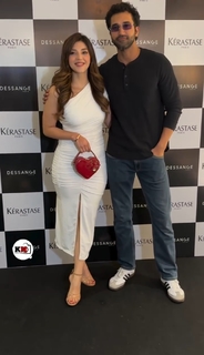 Mehreen Pirzada feet photo 6