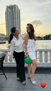 Mehreen Pirzada feet photo 19