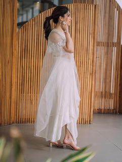Mehreen Pirzada feet photo 2