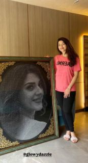 Mehreen Pirzada feet photo 20
