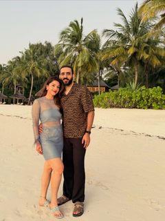 Mehreen Pirzada feet photo 13