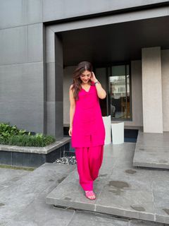 Mehreen Pirzada feet photo 3