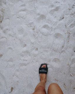 Mehtap Algül feet photo 4