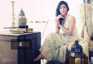 Mehwish Hayat feet photo thumbnail