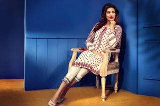 Mehwish Hayat feet photo thumbnail